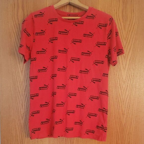 Unisex Puma Red T-Shirt with Black Graphics Youth Sz XL (18-20) - Picture 1 of 5